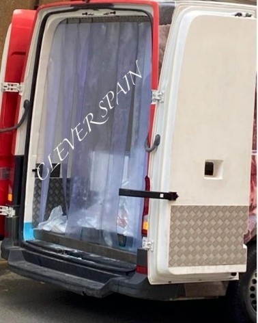 Cortinas de lamas de PVC para camiones frigoríficos | Clever Spain